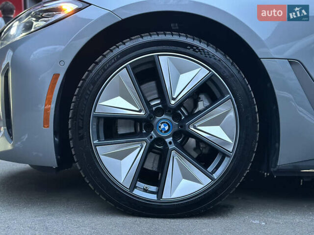 Серый БМВ i4, объемом двигателя 0 л и пробегом 10 тыс. км за 35300 $, фото 12 на Automoto.ua