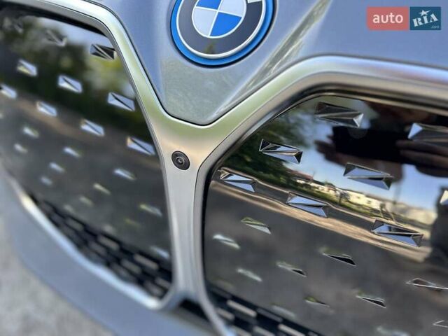 Серый БМВ i4, объемом двигателя 0 л и пробегом 7 тыс. км за 37000 $, фото 34 на Automoto.ua