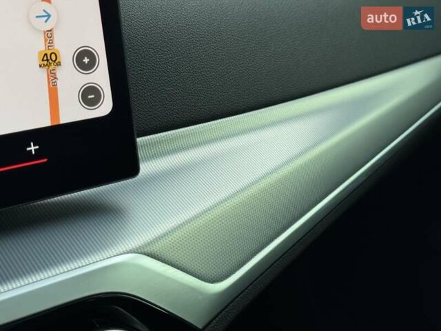 Серый БМВ i4, объемом двигателя 0 л и пробегом 40 тыс. км за 47000 $, фото 18 на Automoto.ua