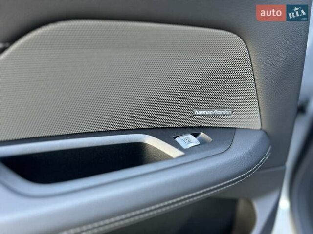 Серый БМВ i4, объемом двигателя 0 л и пробегом 7 тыс. км за 37000 $, фото 41 на Automoto.ua