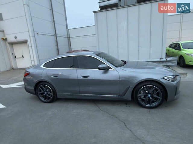 Сірий БМВ i4, об'ємом двигуна 0 л та пробігом 14 тис. км за 37400 $, фото 4 на Automoto.ua