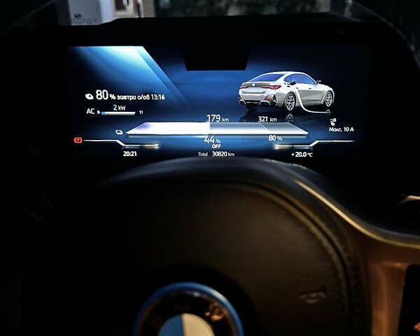 Серый БМВ i4, объемом двигателя 0 л и пробегом 31 тыс. км за 51290 $, фото 19 на Automoto.ua