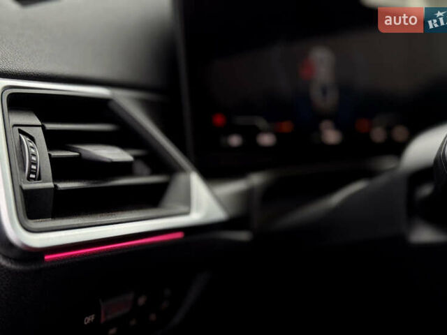 Серый БМВ i4, объемом двигателя 0 л и пробегом 11 тыс. км за 47500 $, фото 19 на Automoto.ua