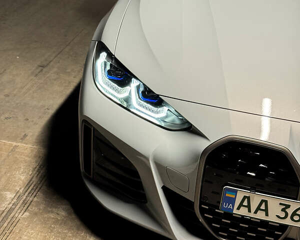 Серый БМВ i4, объемом двигателя 0 л и пробегом 6 тыс. км за 42000 $, фото 11 на Automoto.ua