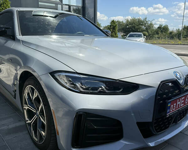 Серый БМВ i4, объемом двигателя 0 л и пробегом 12 тыс. км за 47500 $, фото 9 на Automoto.ua