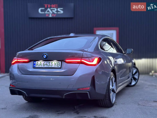 Серый БМВ i4, объемом двигателя 0 л и пробегом 10 тыс. км за 35300 $, фото 10 на Automoto.ua