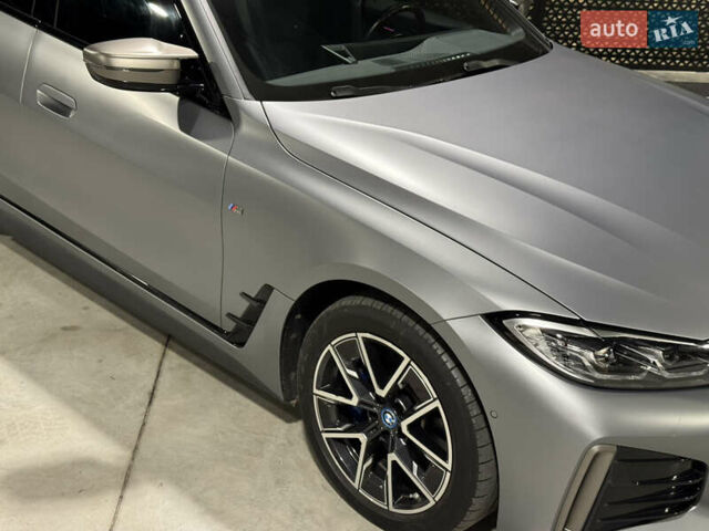 Серый БМВ i4, объемом двигателя 0 л и пробегом 46 тыс. км за 45500 $, фото 20 на Automoto.ua