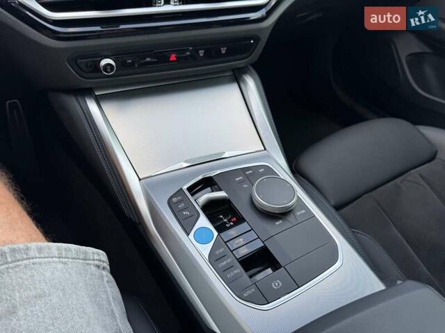 Серый БМВ i4, объемом двигателя 0 л и пробегом 40 тыс. км за 47000 $, фото 17 на Automoto.ua