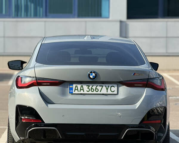 Серый БМВ i4, объемом двигателя 0 л и пробегом 4 тыс. км за 45000 $, фото 22 на Automoto.ua