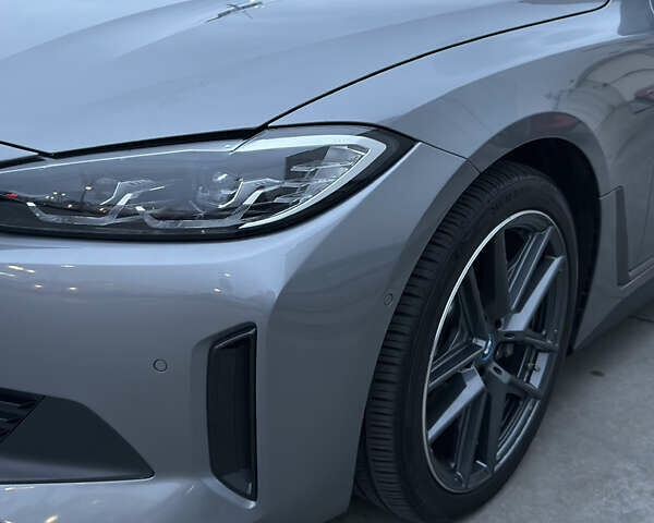 Сірий БМВ i4, об'ємом двигуна 0 л та пробігом 14 тис. км за 37400 $, фото 7 на Automoto.ua