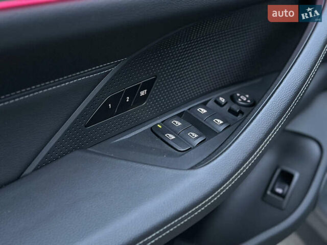 Серый БМВ i4, объемом двигателя 0 л и пробегом 10 тыс. км за 35300 $, фото 28 на Automoto.ua