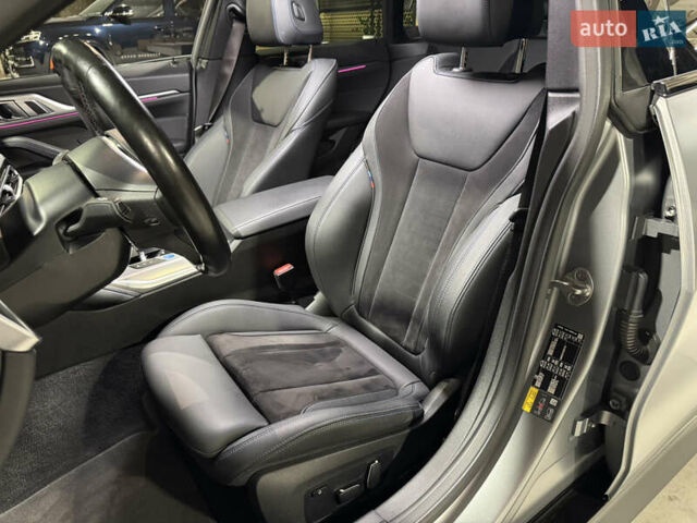 Серый БМВ i4, объемом двигателя 0 л и пробегом 46 тыс. км за 45500 $, фото 7 на Automoto.ua