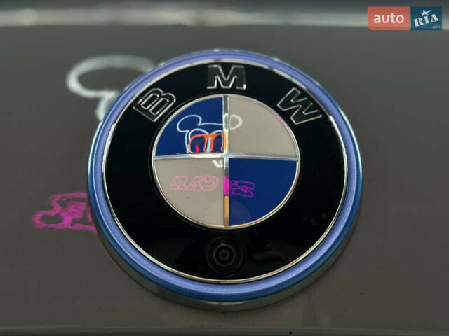 Серый БМВ i4, объемом двигателя 0 л и пробегом 25 тыс. км за 47500 $, фото 58 на Automoto.ua