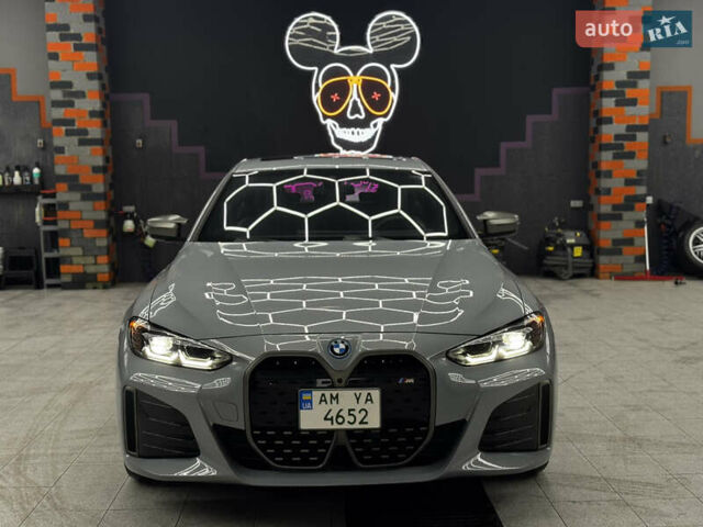 Серый БМВ i4, объемом двигателя 0 л и пробегом 25 тыс. км за 47500 $, фото 4 на Automoto.ua