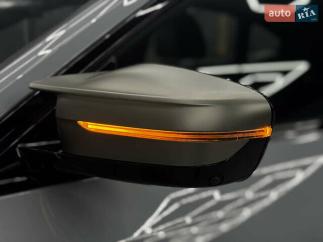 Серый БМВ i4, объемом двигателя 0 л и пробегом 25 тыс. км за 47500 $, фото 18 на Automoto.ua