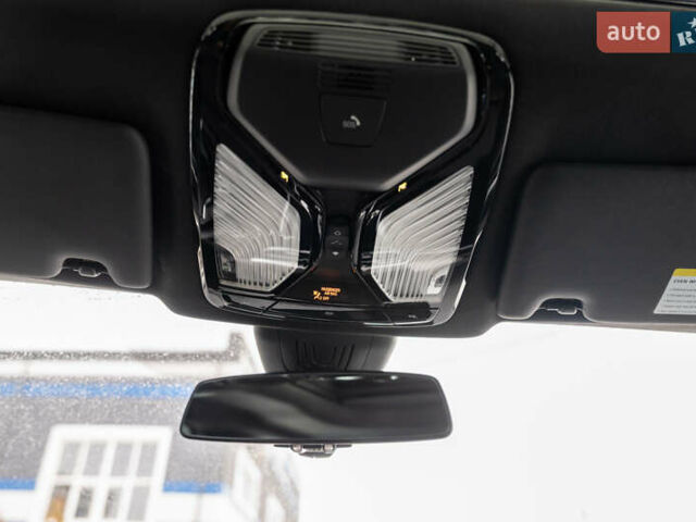 Серый БМВ i4, объемом двигателя 0 л и пробегом 3 тыс. км за 30500 $, фото 43 на Automoto.ua