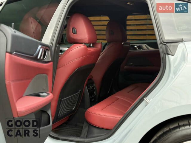 Серый БМВ i4, объемом двигателя 0 л и пробегом 9 тыс. км за 55000 $, фото 33 на Automoto.ua