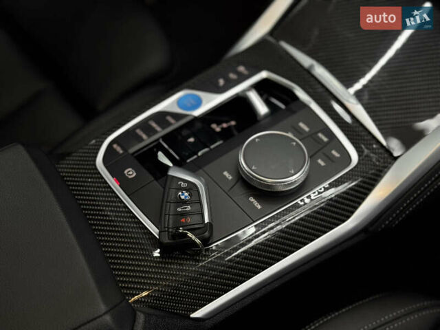 Серый БМВ i4, объемом двигателя 0 л и пробегом 25 тыс. км за 47500 $, фото 72 на Automoto.ua