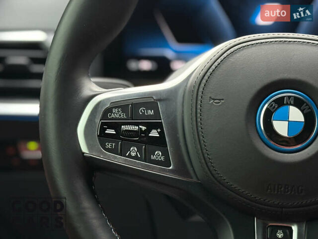 Серый БМВ i4, объемом двигателя 0 л и пробегом 9 тыс. км за 55000 $, фото 30 на Automoto.ua