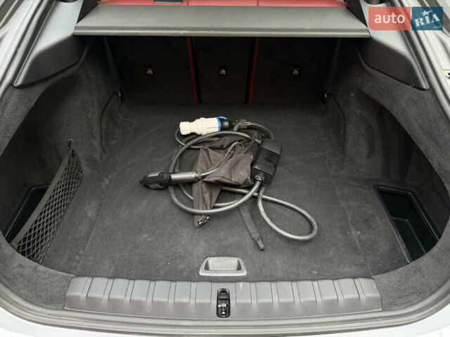 Серый БМВ i4, объемом двигателя 0 л и пробегом 9 тыс. км за 41999 $, фото 32 на Automoto.ua
