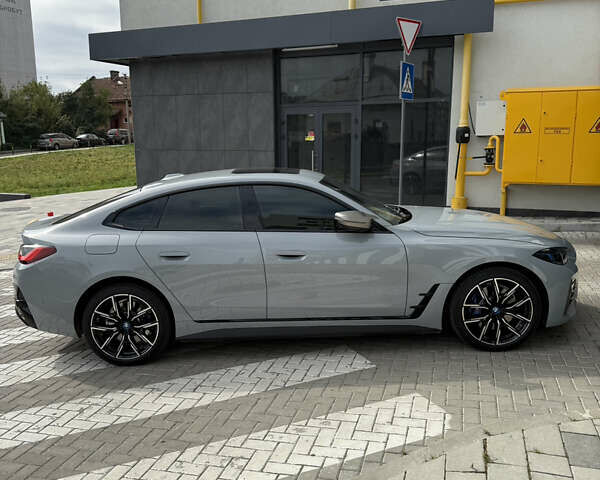 Сірий БМВ i4, об'ємом двигуна 0 л та пробігом 2 тис. км за 48000 $, фото 3 на Automoto.ua