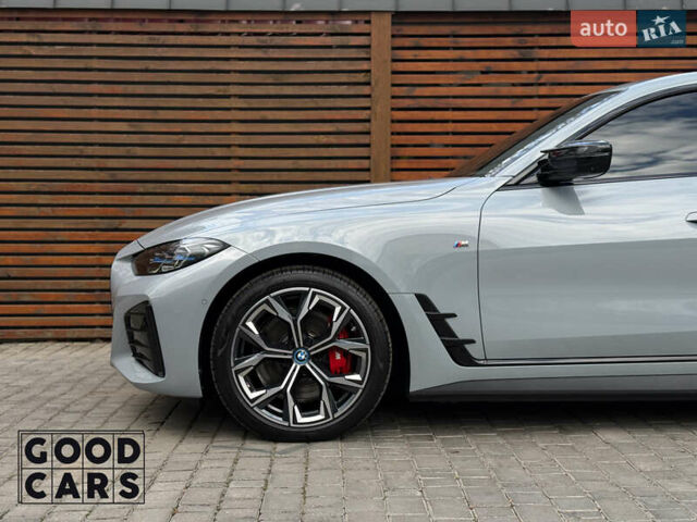 Серый БМВ i4, объемом двигателя 0 л и пробегом 9 тыс. км за 55000 $, фото 9 на Automoto.ua