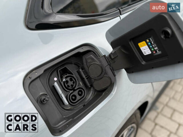 Серый БМВ i4, объемом двигателя 0 л и пробегом 9 тыс. км за 55000 $, фото 13 на Automoto.ua