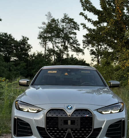 Серый БМВ i4, объемом двигателя 0 л и пробегом 25 тыс. км за 44600 $, фото 25 на Automoto.ua