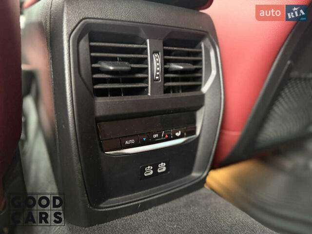 Серый БМВ i4, объемом двигателя 0 л и пробегом 9 тыс. км за 55000 $, фото 36 на Automoto.ua