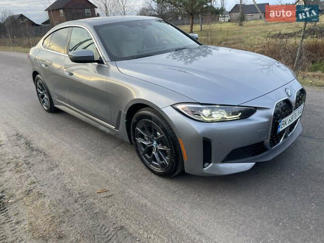 Сірий БМВ i4, об'ємом двигуна 0 л та пробігом 7 тис. км за 35000 $, фото 2 на Automoto.ua