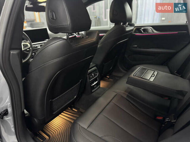 Серый БМВ i4, объемом двигателя 0 л и пробегом 25 тыс. км за 47500 $, фото 48 на Automoto.ua