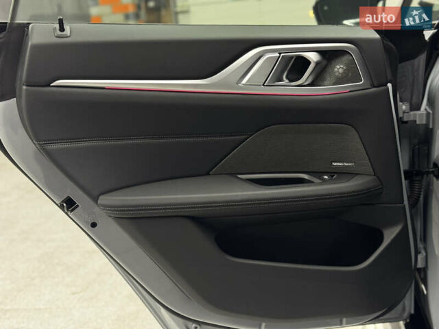 Серый БМВ i4, объемом двигателя 0 л и пробегом 25 тыс. км за 47500 $, фото 47 на Automoto.ua