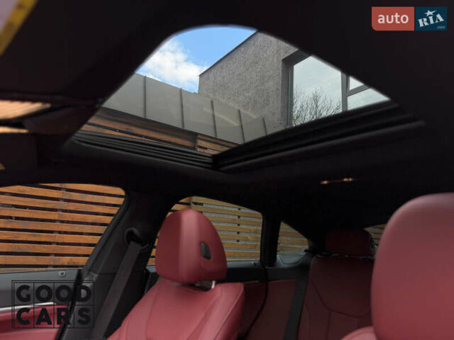 Серый БМВ i4, объемом двигателя 0 л и пробегом 9 тыс. км за 55000 $, фото 22 на Automoto.ua