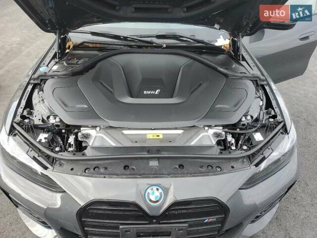 Серый БМВ i4, объемом двигателя 0 л и пробегом 2 тыс. км за 18000 $, фото 10 на Automoto.ua