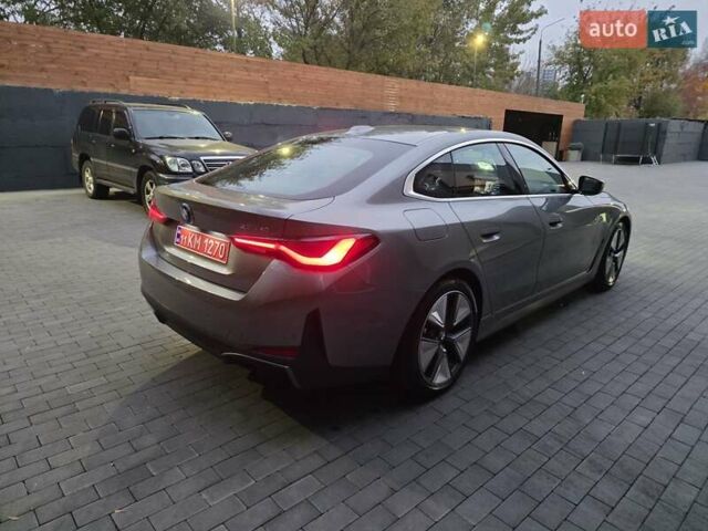 Серый БМВ i4, объемом двигателя 0 л и пробегом 1 тыс. км за 58000 $, фото 4 на Automoto.ua