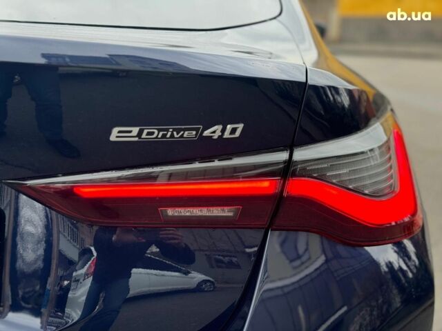 Синій БМВ i4, об'ємом двигуна 0 л та пробігом 16 тис. км за 32990 $, фото 8 на Automoto.ua