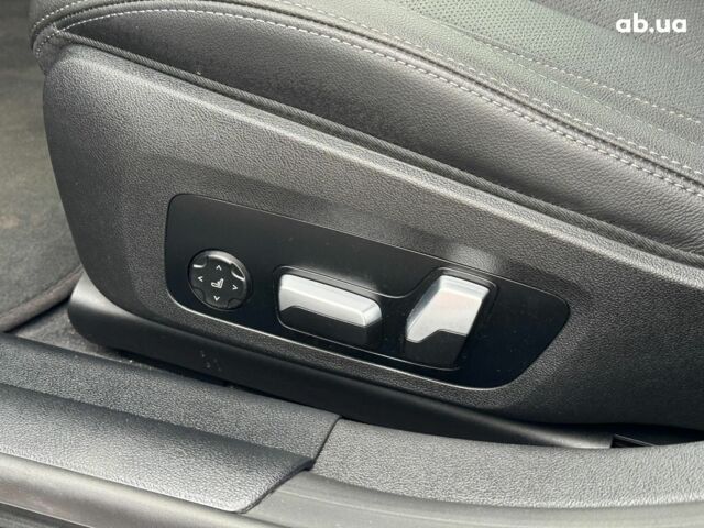 Синій БМВ i4, об'ємом двигуна 0 л та пробігом 16 тис. км за 32990 $, фото 18 на Automoto.ua