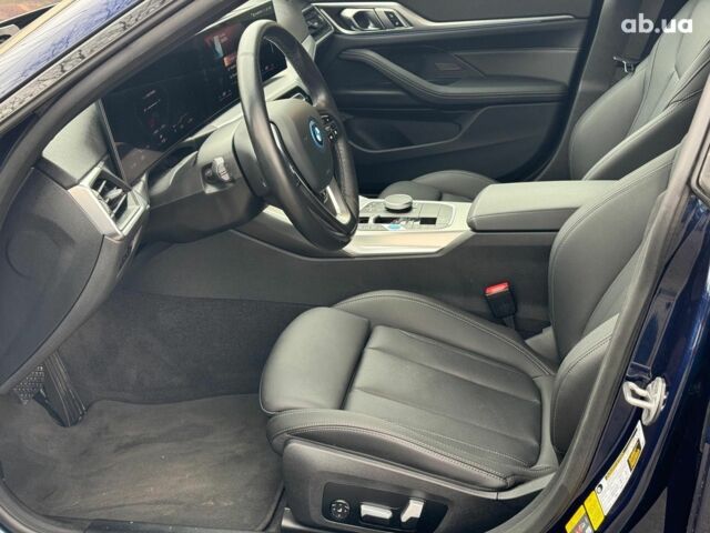 Синій БМВ i4, об'ємом двигуна 0 л та пробігом 16 тис. км за 32990 $, фото 17 на Automoto.ua