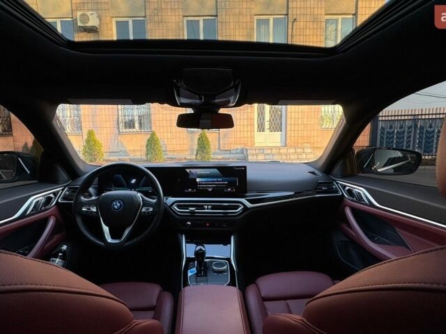 Синий БМВ i4, объемом двигателя 0 л и пробегом 34 тыс. км за 29900 $, фото 19 на Automoto.ua
