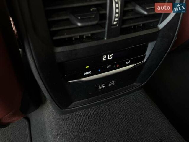 Синий БМВ i4, объемом двигателя 0 л и пробегом 16 тыс. км за 42500 $, фото 42 на Automoto.ua