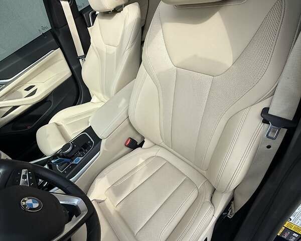 Синий БМВ i4, объемом двигателя 0 л и пробегом 15 тыс. км за 33500 $, фото 5 на Automoto.ua