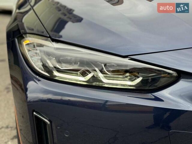 Синий БМВ i4, объемом двигателя 0 л и пробегом 16 тыс. км за 32990 $, фото 4 на Automoto.ua