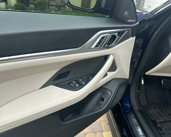Синій БМВ i4, об'ємом двигуна 0 л та пробігом 24 тис. км за 49000 $, фото 9 на Automoto.ua