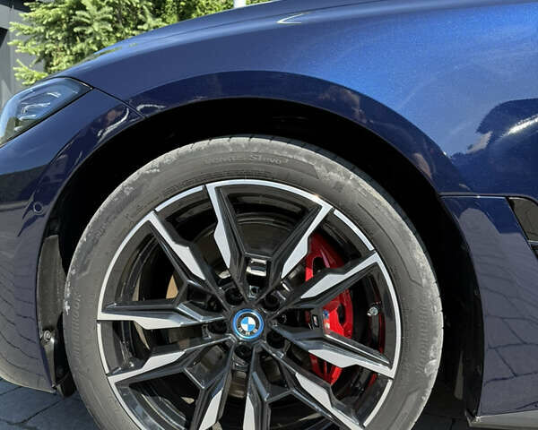 Синий БМВ i4, объемом двигателя 0 л и пробегом 12 тыс. км за 43000 $, фото 14 на Automoto.ua
