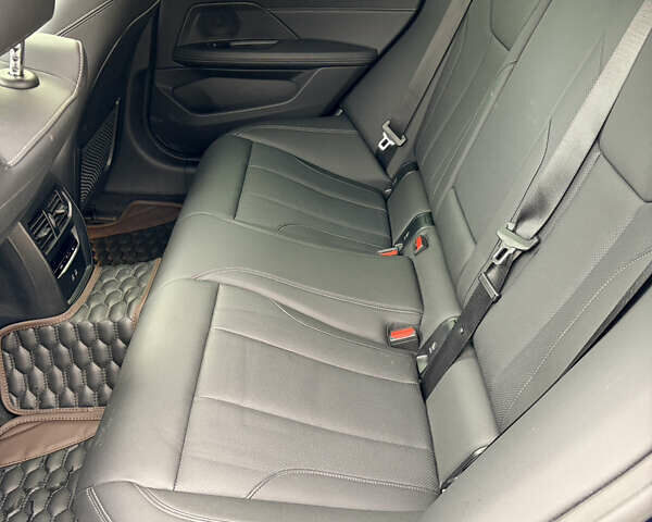 Синій БМВ i4, об'ємом двигуна 0 л та пробігом 31 тис. км за 40000 $, фото 26 на Automoto.ua