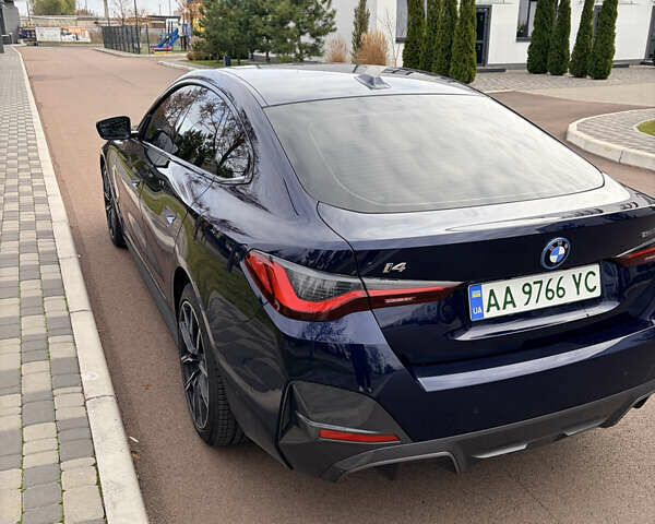Синій БМВ i4, об'ємом двигуна 0 л та пробігом 31 тис. км за 40000 $, фото 19 на Automoto.ua