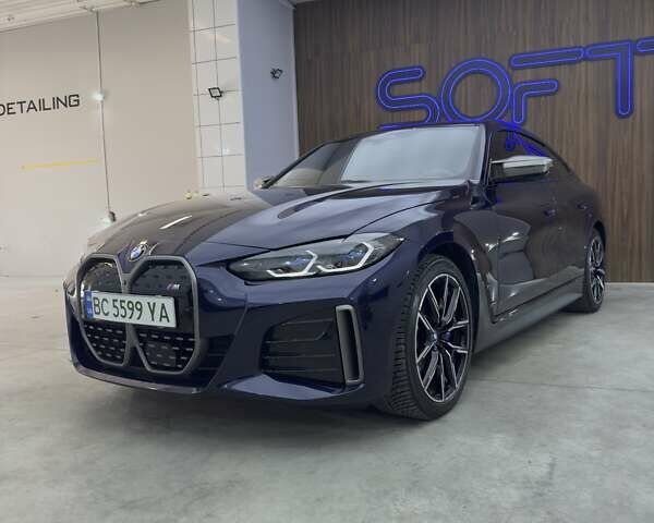 Синий БМВ i4, объемом двигателя 0 л и пробегом 54 тыс. км за 44500 $, фото 4 на Automoto.ua