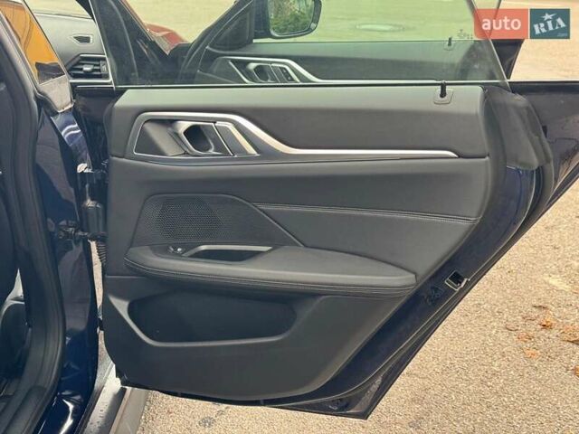 Синий БМВ i4, объемом двигателя 0 л и пробегом 16 тыс. км за 32990 $, фото 25 на Automoto.ua
