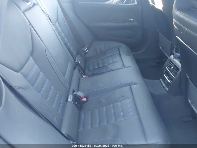 Синий БМВ i4, объемом двигателя 0 л и пробегом 8 тыс. км за 18100 $, фото 8 на Automoto.ua