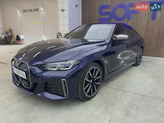 Синий БМВ i4, объемом двигателя 0 л и пробегом 54 тыс. км за 44500 $, фото 2 на Automoto.ua